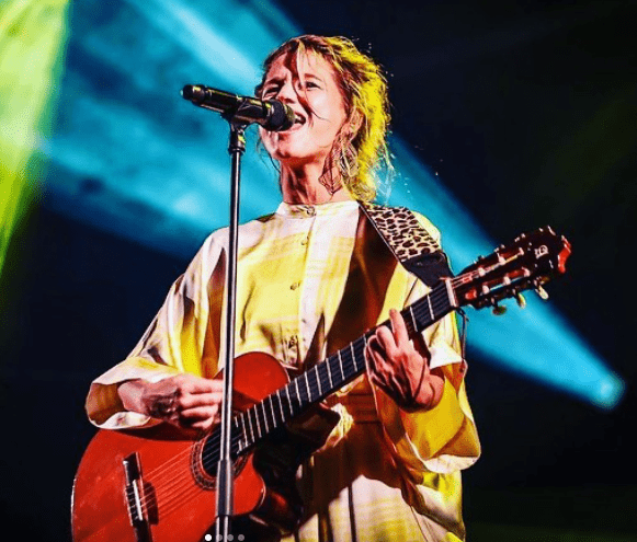 SELAH SUE (BELGICA) - Alhambra Guitarras