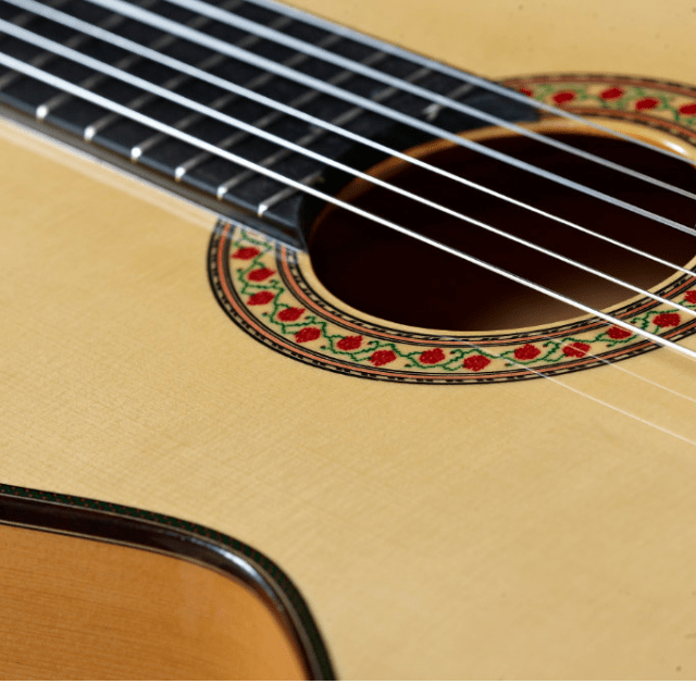 Alhambra Mengual y Margarit Flamenca - Alhambra Guitarras5