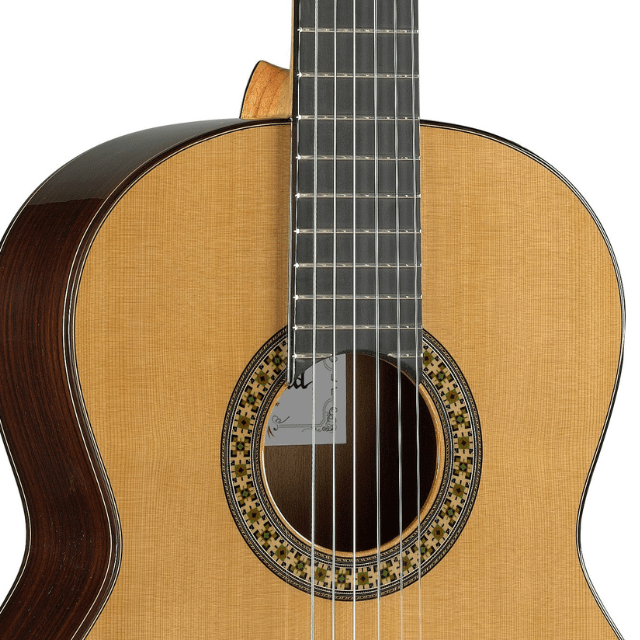 Guitarra Alhambra 5 P - 7/8 - Alhambra Guitarras desde 1965 -6