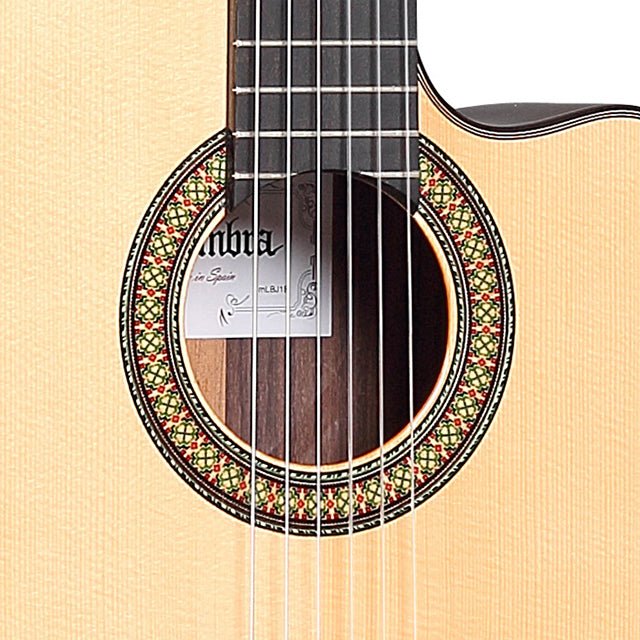 Alhambra 7 P A CW E8 -4 Alhambra Guitarras