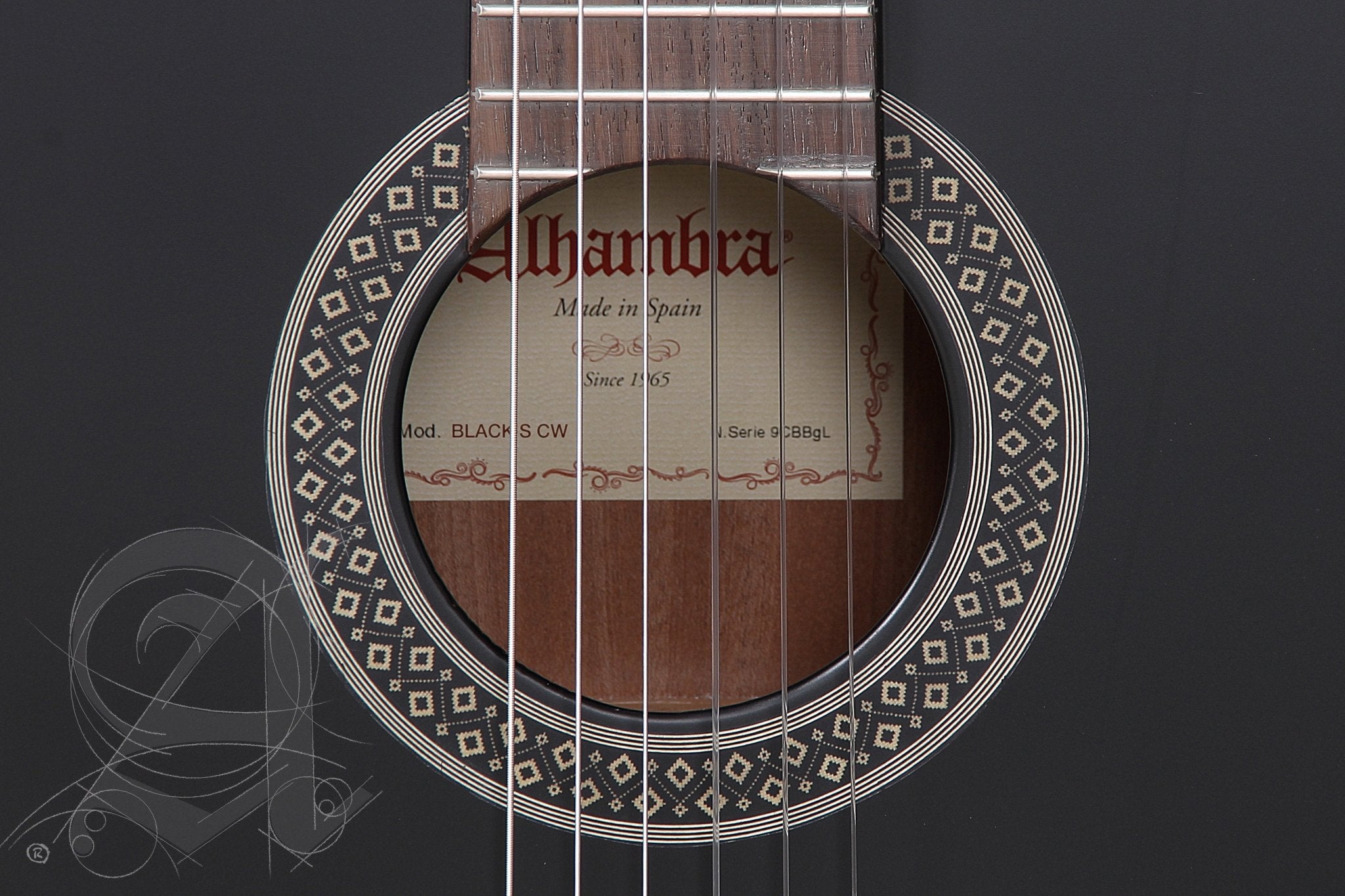 Alhambra Black Satin CW EZ - 6Alhambra Guitarras