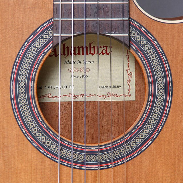 Alhambra Z-Nature CT EZ - Alhambra Guitarras-4