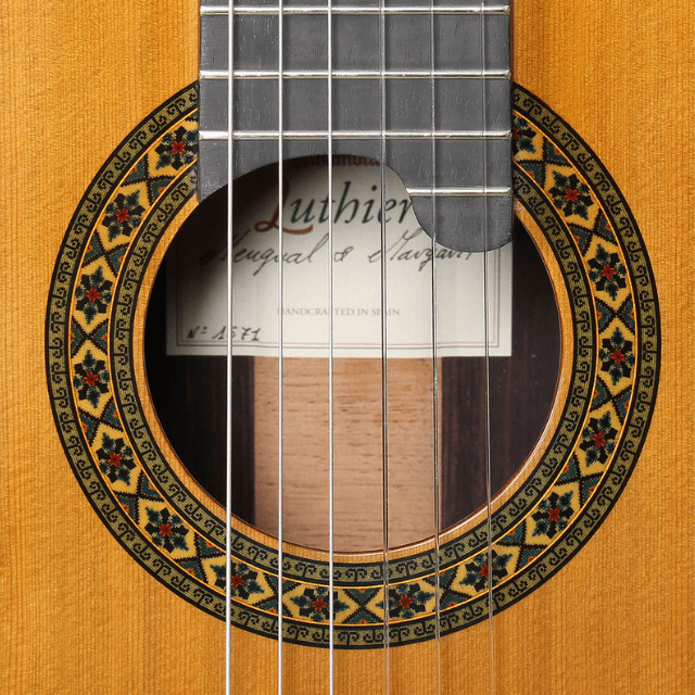 Alhambra Luthier India Montcabrer - Alhambra Guitarrasluthier4