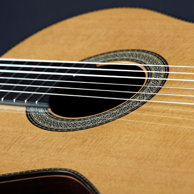 Partes de la Guitarra Clásica y Flamenca: Guía Completa con Ilustraciones - Alhambra Guitarras