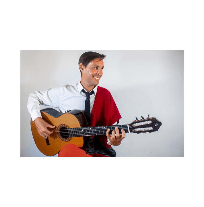 SEBASTIÁN PITRÉ (ARGENTINA) - Alhambra Guitarras