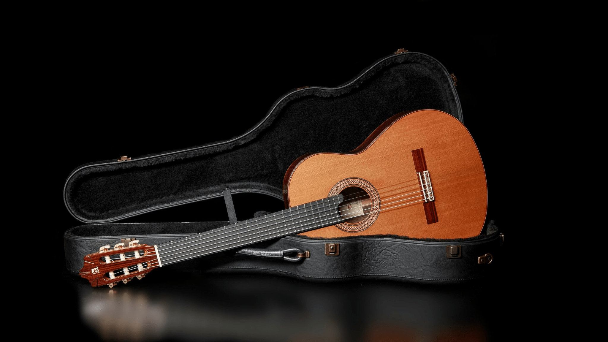 Guitarras Clásicas - Todos los niveles - Alhambra Guitarras desde 1965