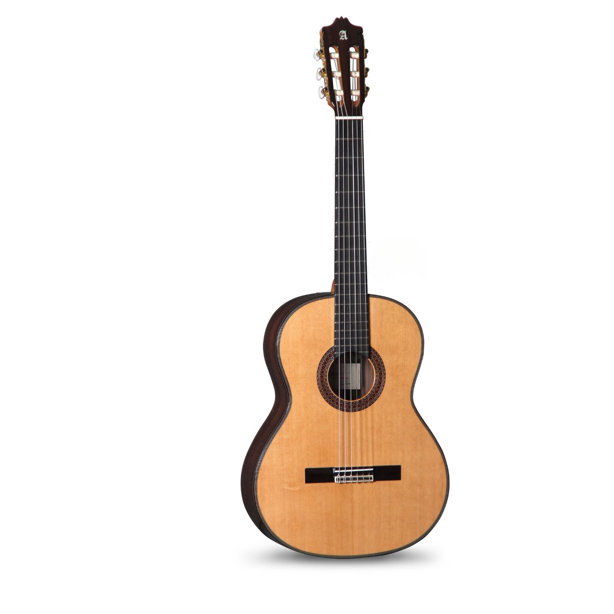7 P Classical Guitar - Alhambra Guitarras