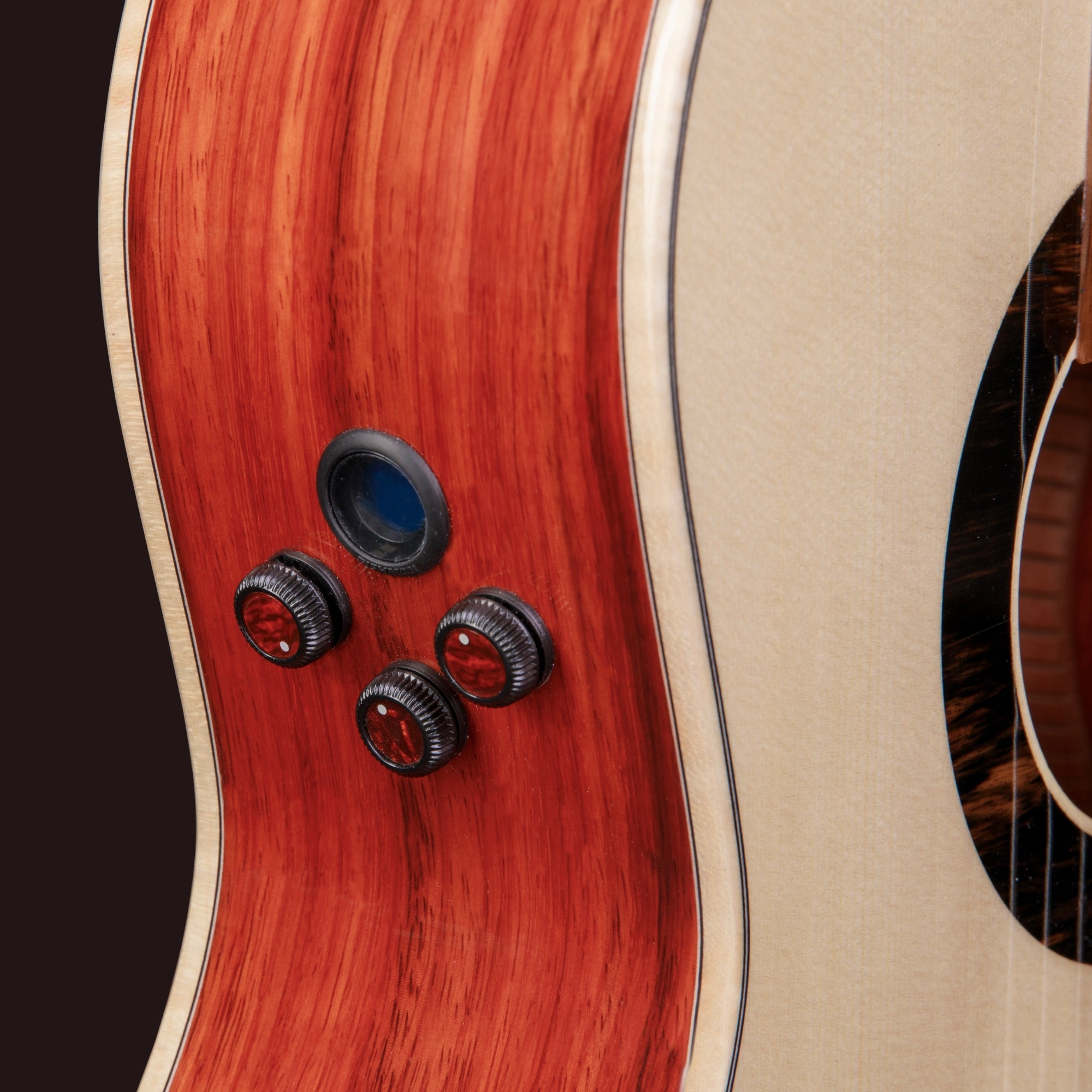 Green Sustain GSC CW E8 Classical Acoustic Guitar - Alhambra Guitarras